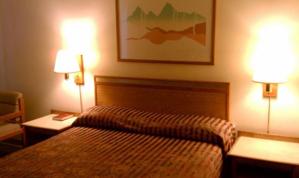 Colorado River Value Inn Bullhead City Εξωτερικό φωτογραφία
