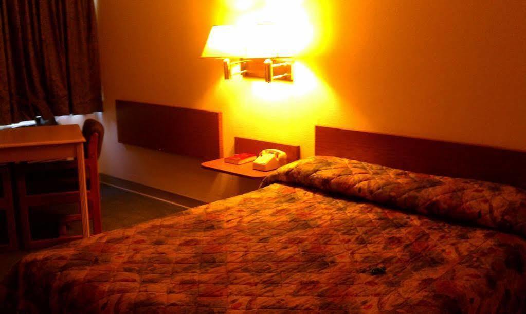 Colorado River Value Inn Bullhead City Εξωτερικό φωτογραφία